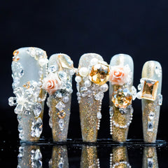 Champagne Crystal Romance Press - On Nails: Find Trendy Romantic Fake Nails with Glamorous Crystal Design